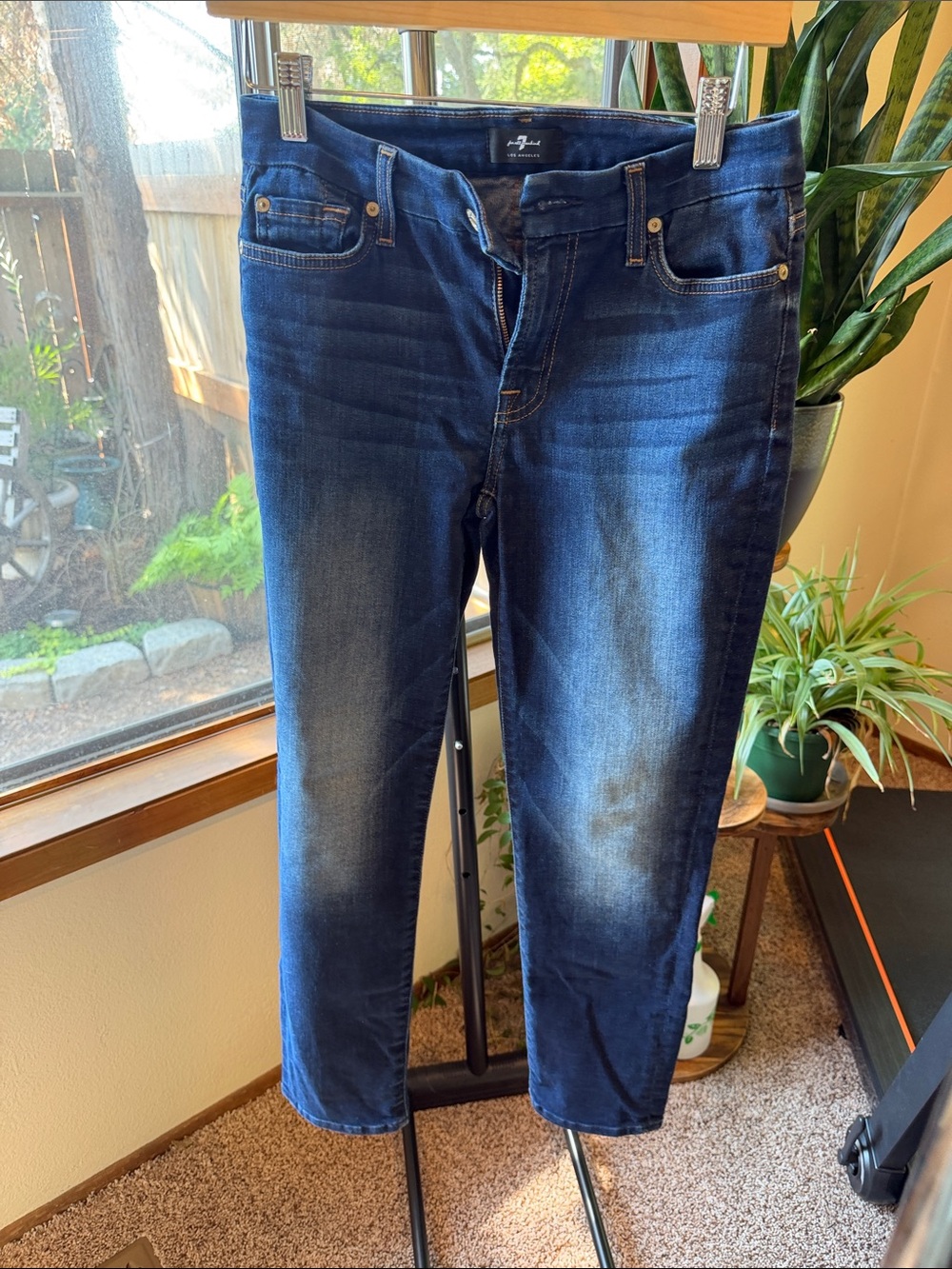 Women’s jeans